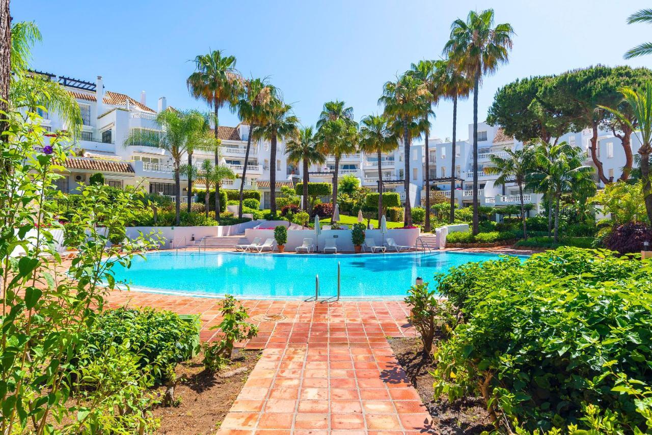 Elviria Playa White Pearl Beach มาร์เบยา ภายนอก รูปภาพ